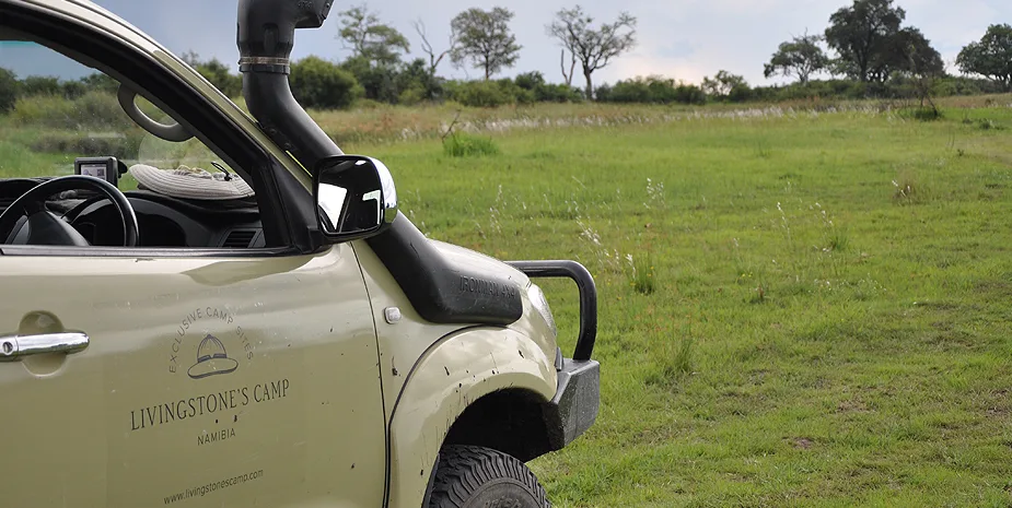 Exploring by game-viewing vehicle